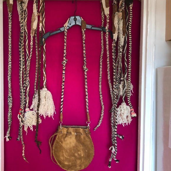 Small leather bag hand made, woven wool strap. - Picture 2 of 4